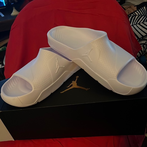 Nike Jordan Post/Slides - Picture 1 of 3
